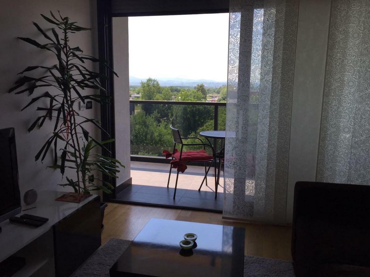 Nova Galerija Studio Ema I Apartman Anita- Parking In Garage Zagrzeb Zewnętrze zdjęcie